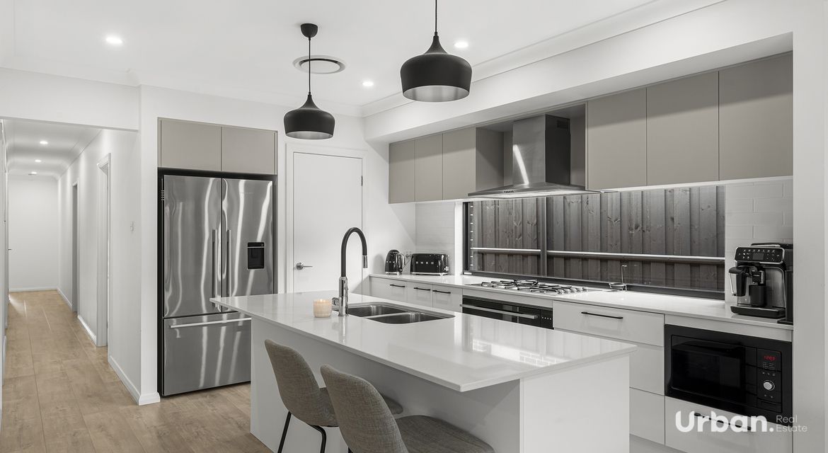 Box Hill 10 Campolina Street