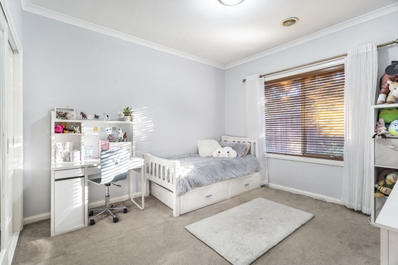 12 Fendi Avenue, Epping