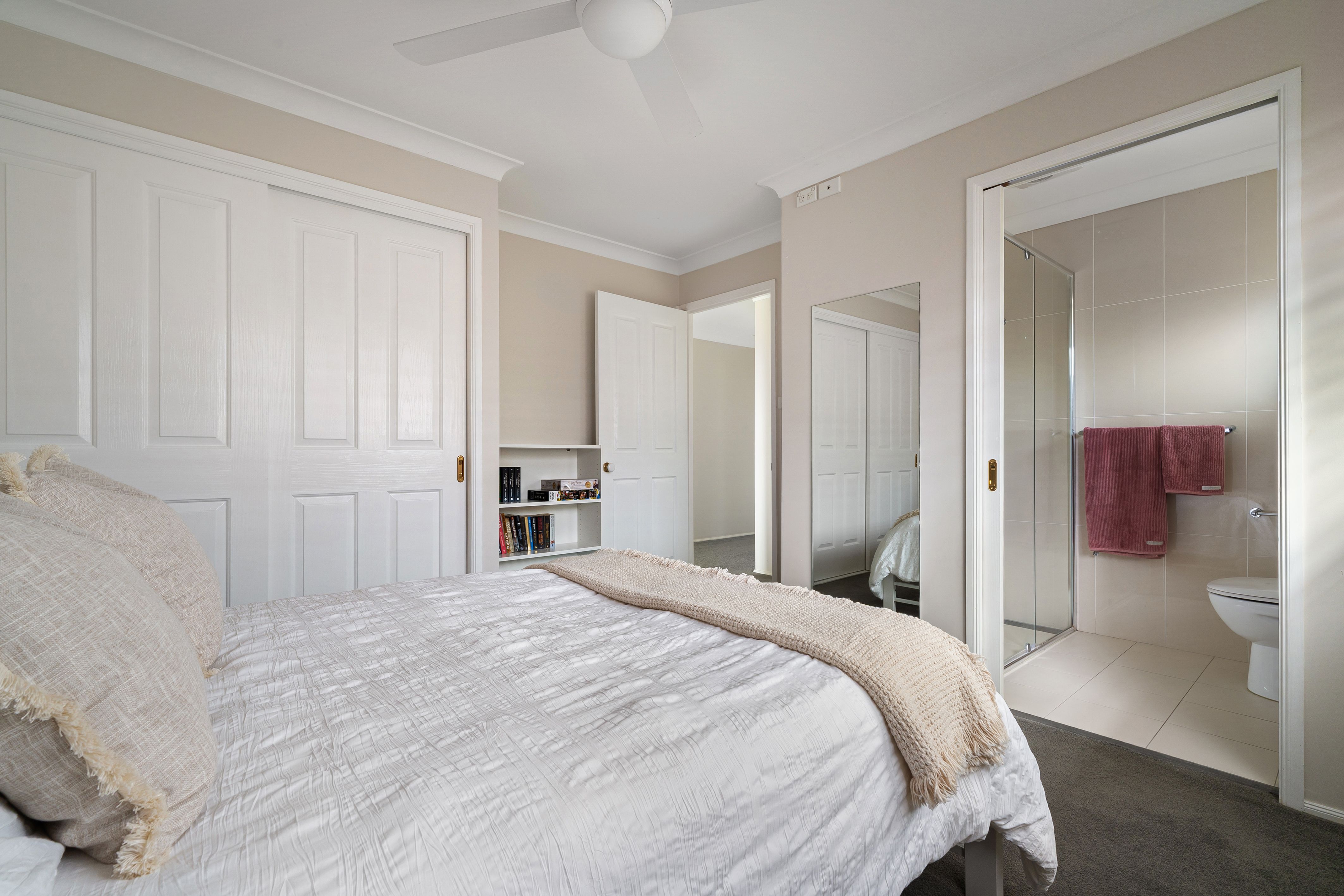 15 Bathurst Street Gymea 2227