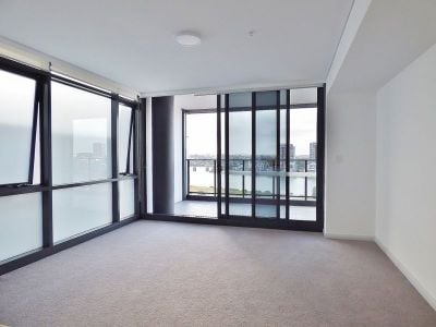 1702/10 Burroway Road, Wentworth Point, Wentworth Point - Thumbnail 4