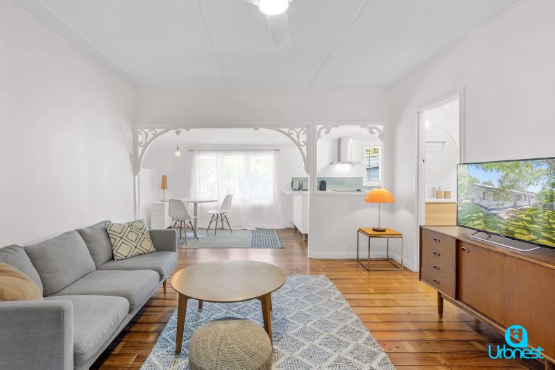 Coastal Charm in a Prime Deception Bay Location
