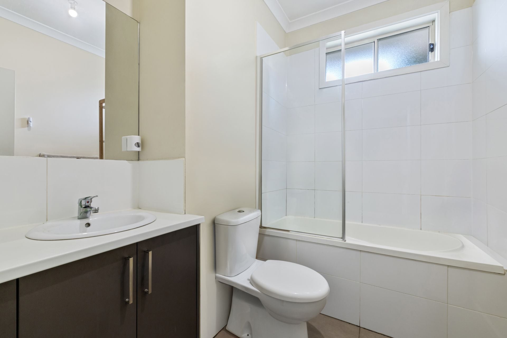 Stylish Simplicity In A Convenient Location