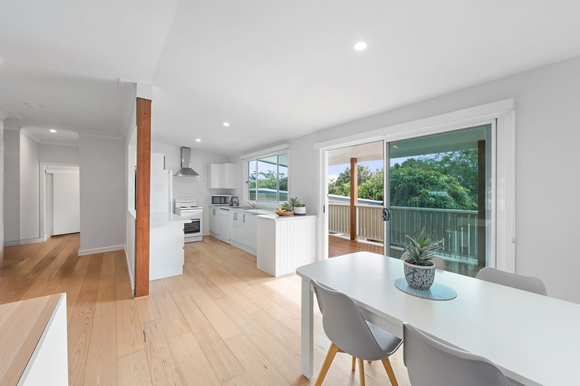 14 Toongara Avenue Bateau Bay NSW, Bateau Bay - Thumbnail 3
