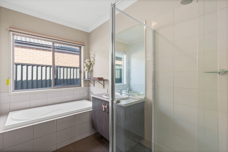 38 Pine Park Drive, Wollert