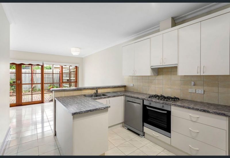 25 Balmoral Street, South Yarra - Thumbnail 8