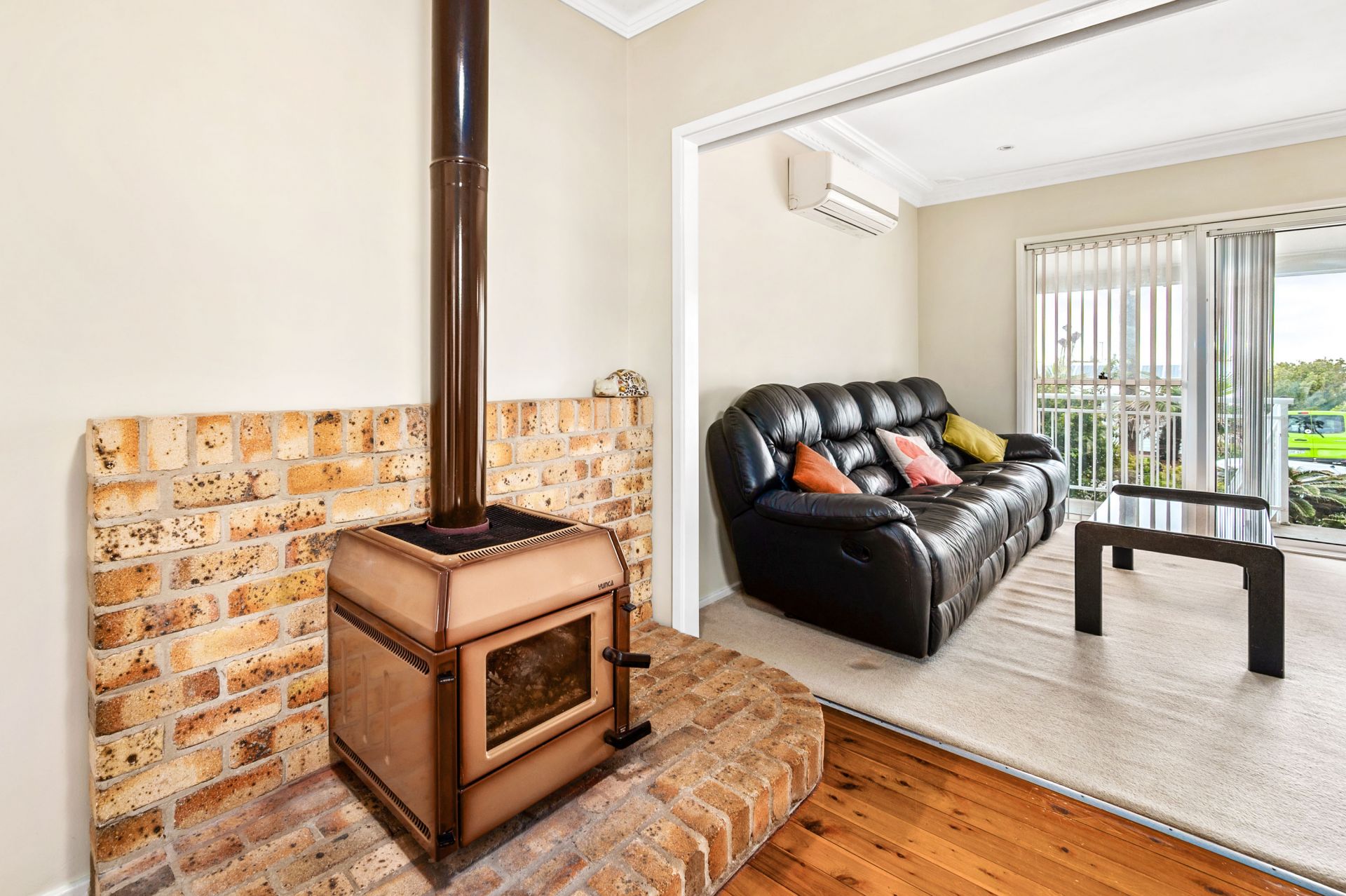 32 Macquarie Grove, Caves Beach - Thumbnail 5
