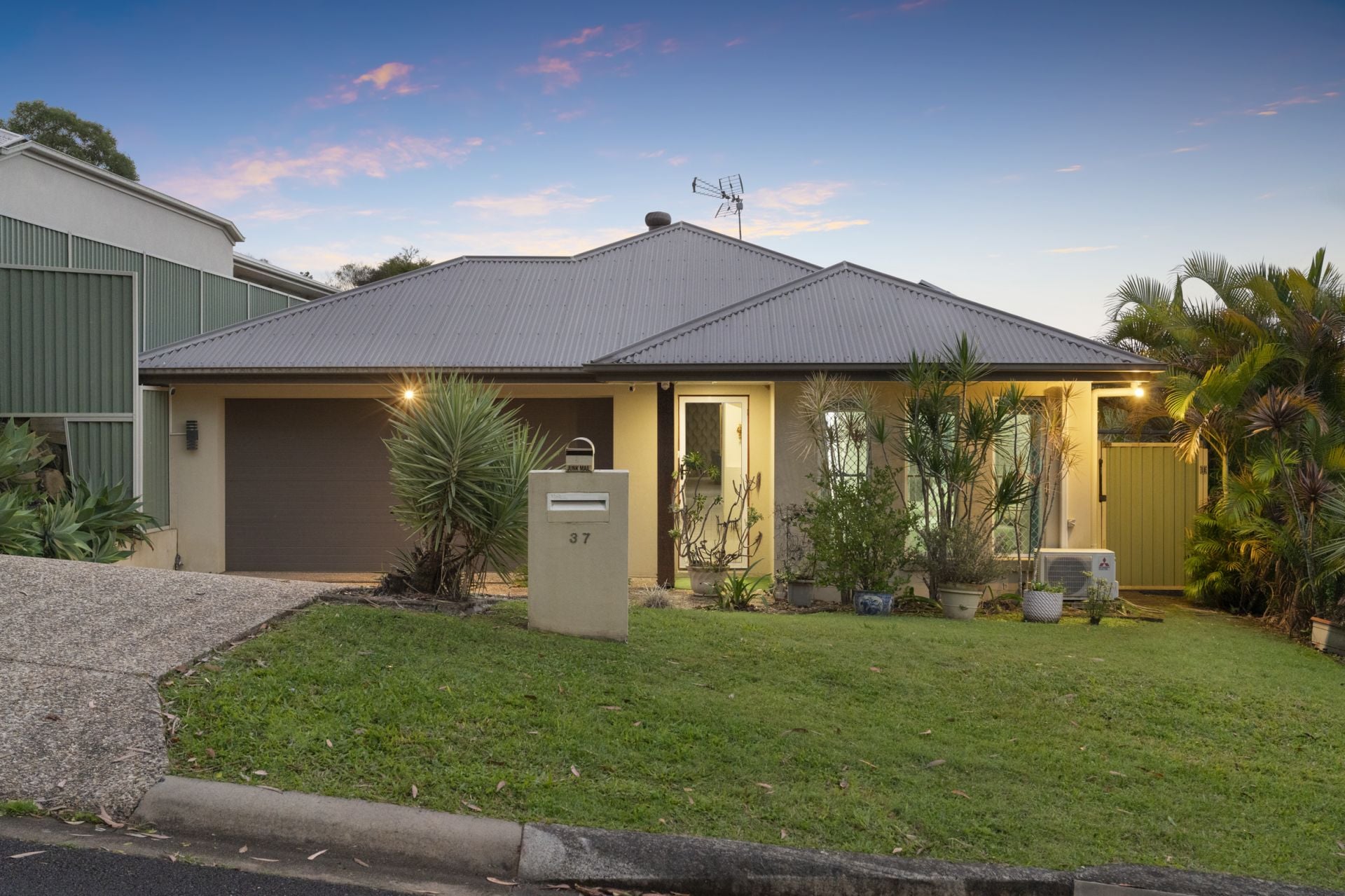 37 Fortescue Street Pacific Pines QLD, Pacific Pines - Image 1
