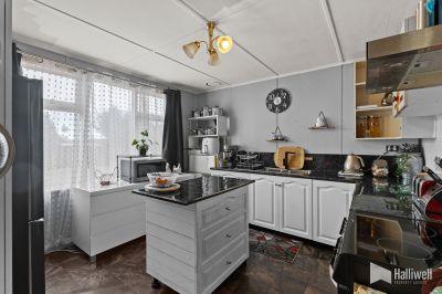 3
 
 
 
  
 
 
 1
 
 
 
  
 
 
 1
 
 
 
 
 
 
 
 25 Spring Street, Sheffield TAS 7306, Sheffield - Thumbnail 4