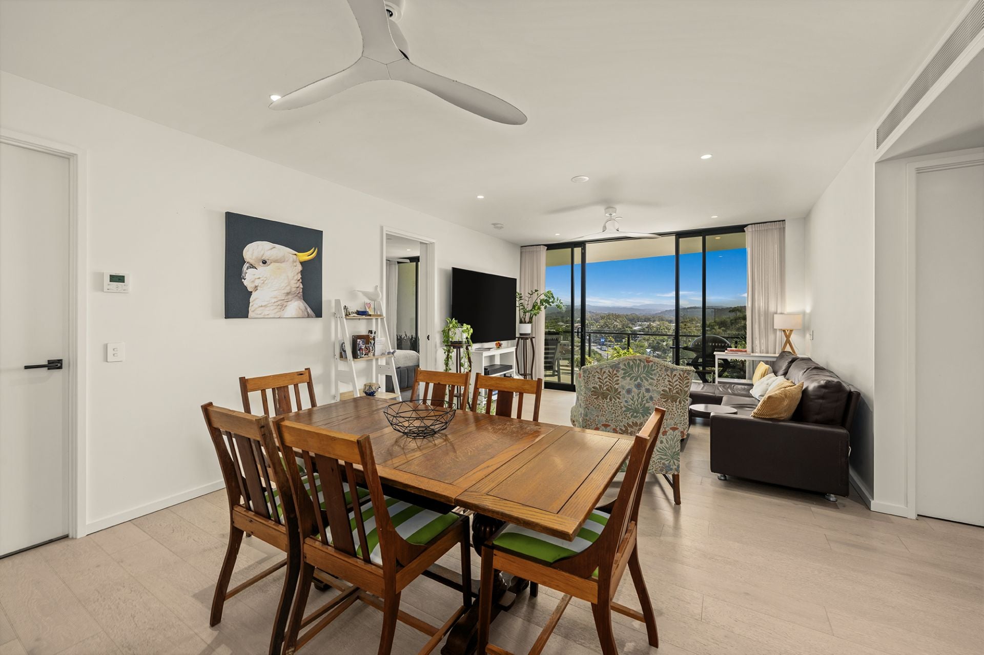 2508/1328 Gold Coast Highway, Palm Beach - Thumbnail 5