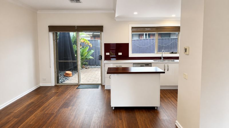 2/1 Rose Street Altona Victoria, Altona - Thumbnail 3