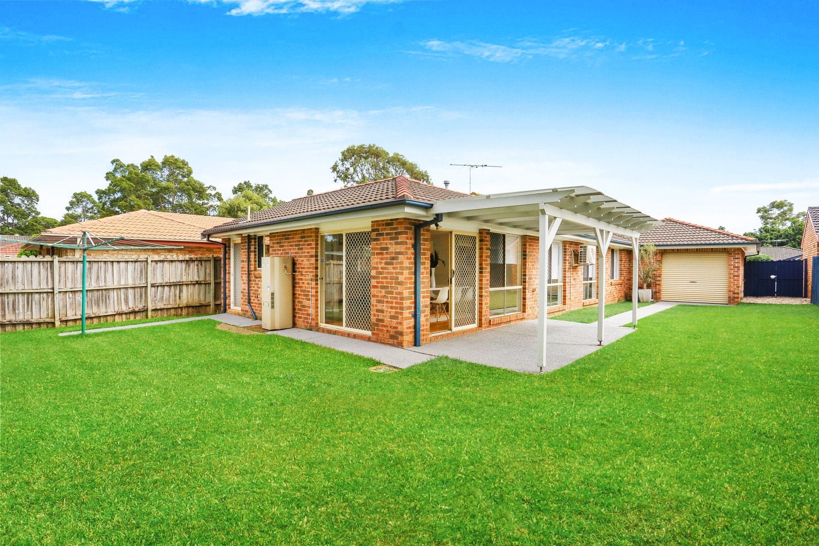7 Burdekin Court WATTLE GROVE 2173