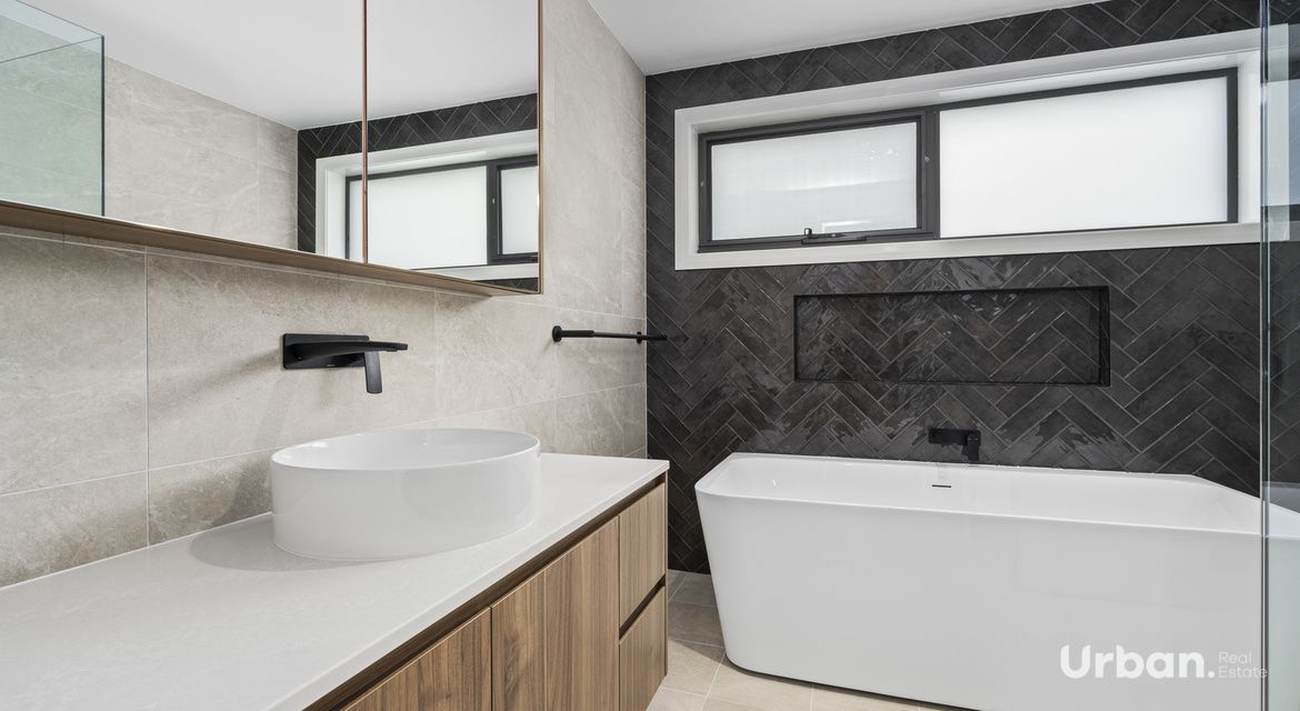 Box Hill 41 Tuckeroo Street (Gables)