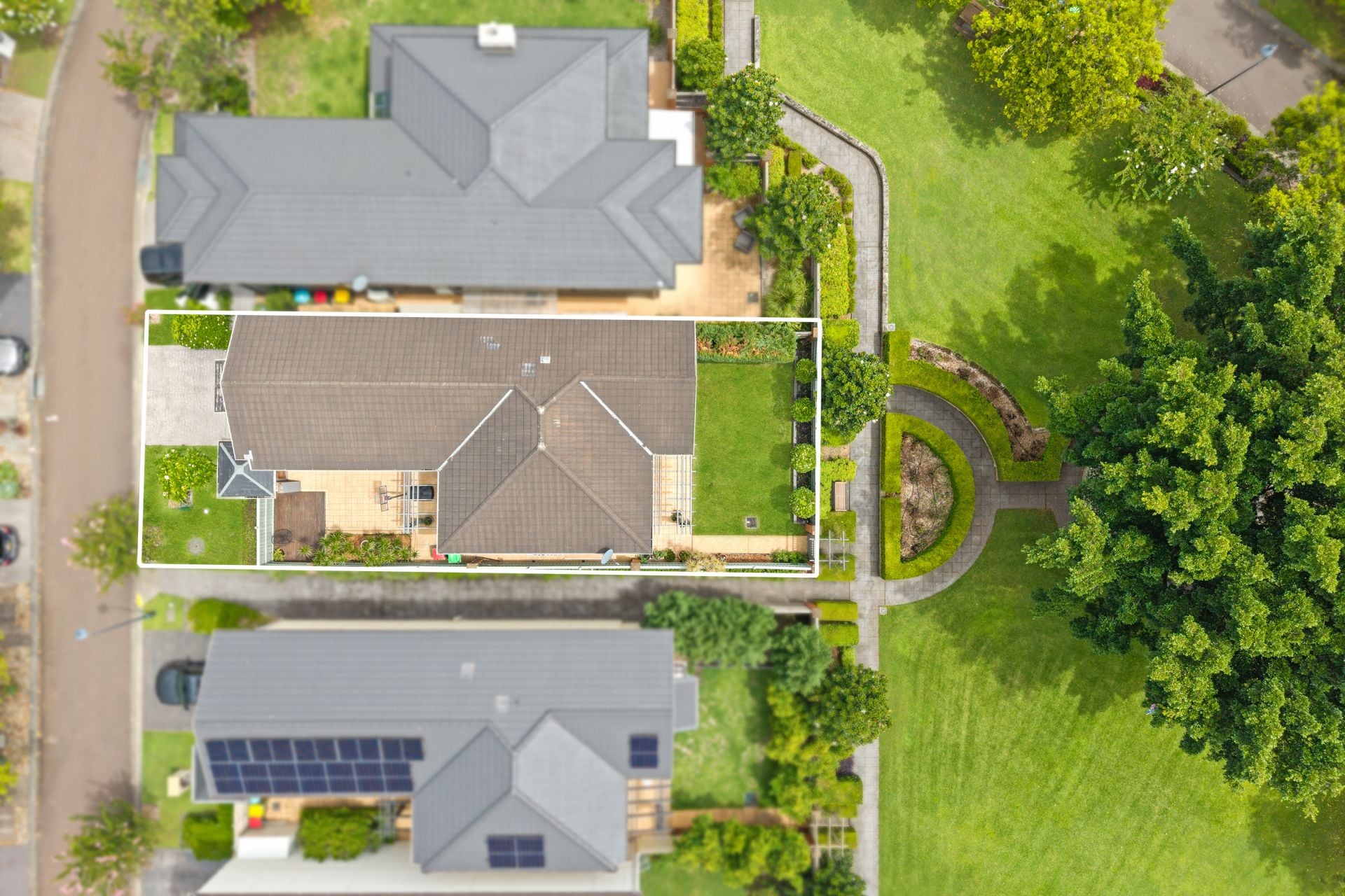 38 Greenwich Place, Mardi, Mardi - Thumbnail 5