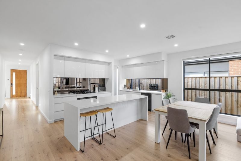 16 Petronas Drive, Fraser Rise