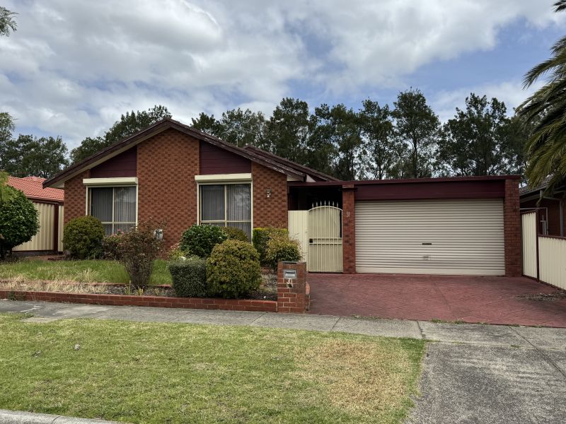 31 Grevillia Drive, Mill Park