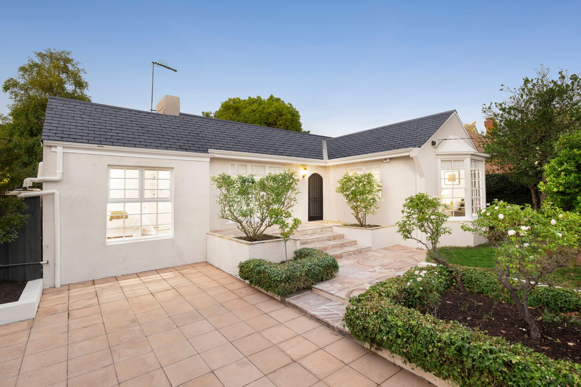 39 Tourello Avenue, Hawthorn East, Hawthorn East - Thumbnail 2