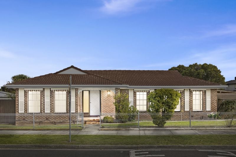 1 Hastings Court, Epping