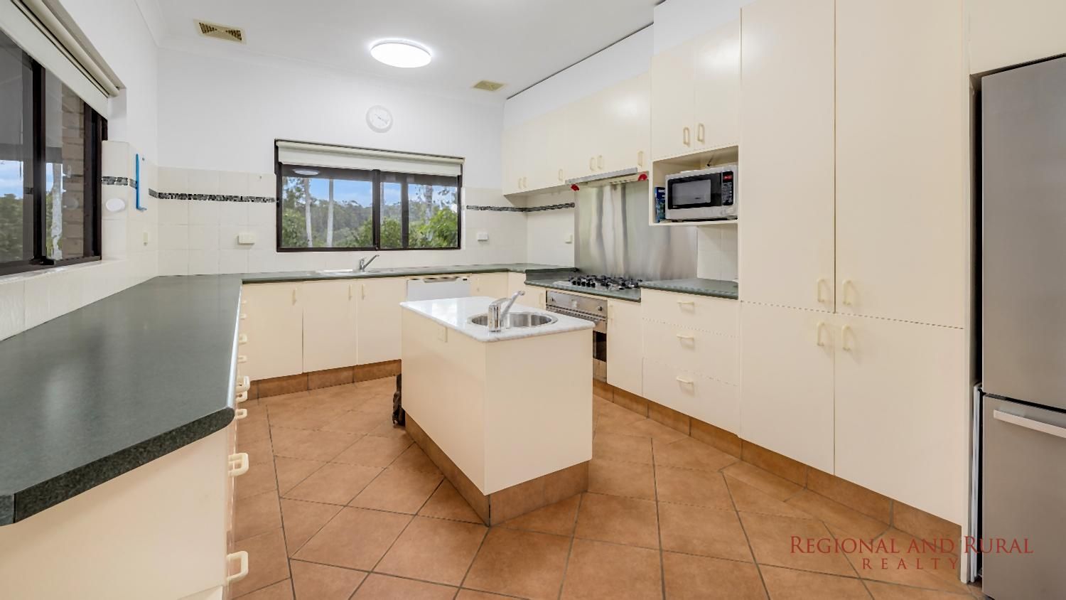 6188 Pacific Highway, HERONS CREEK NSW 2439