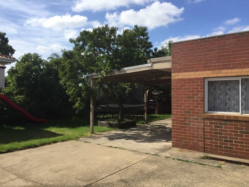 155 Mahoneys Road, Reservoir