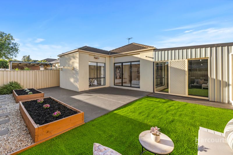 5 Kings Domain, Caroline Springs