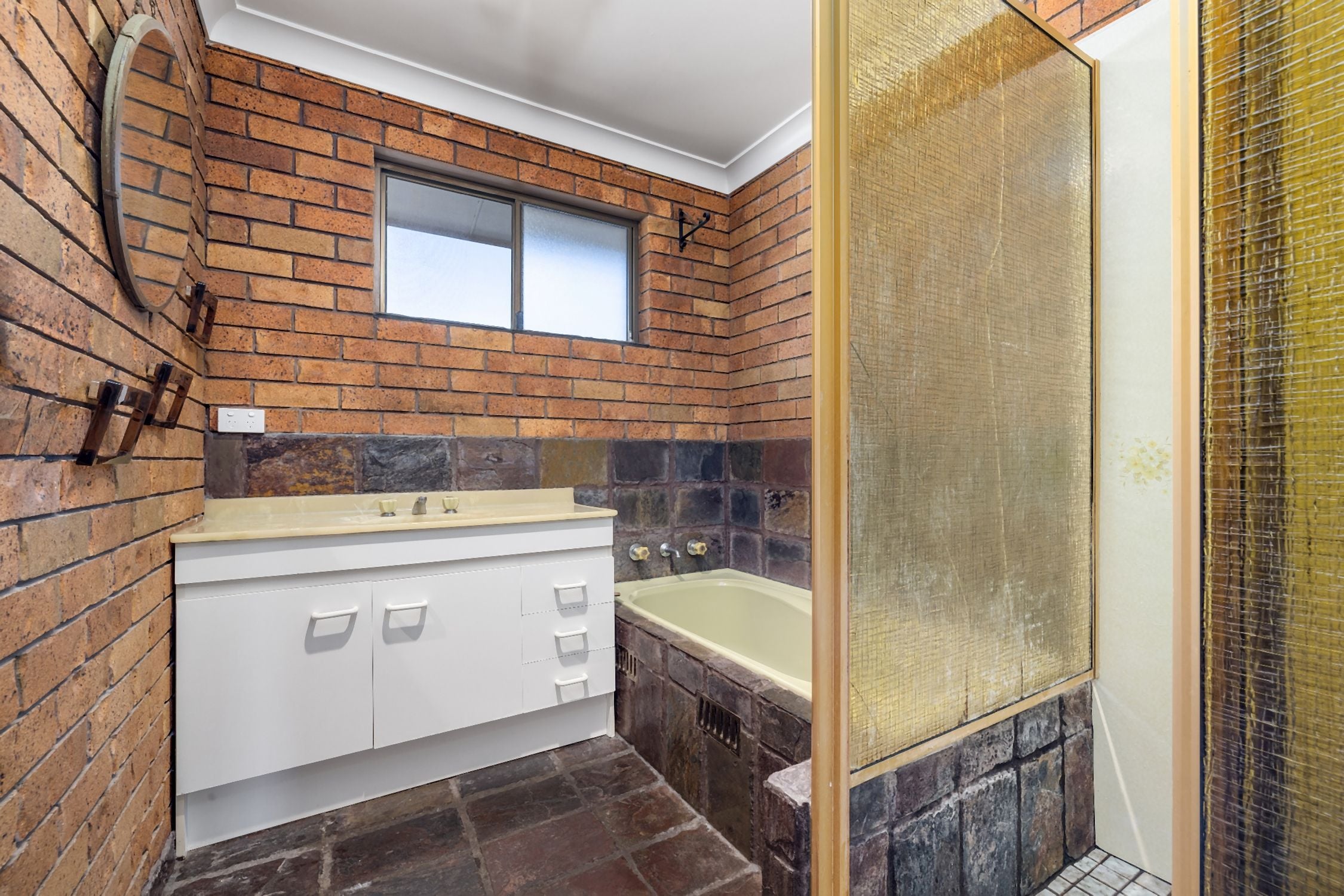 25 Bay Street, DUNBOGAN NSW 2443