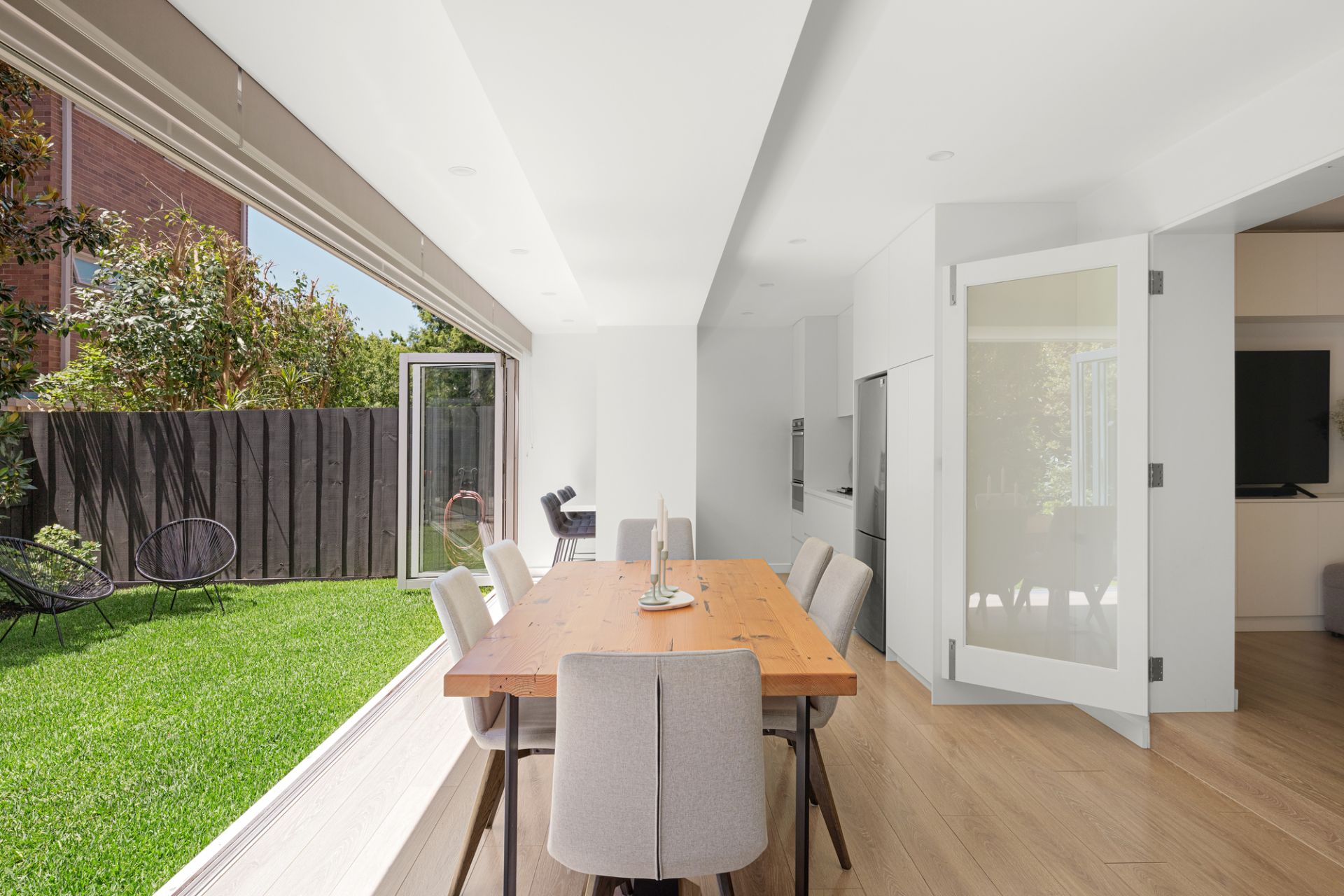 1/64 Edgar Street North, Glen Iris, Glen Iris - Thumbnail 2