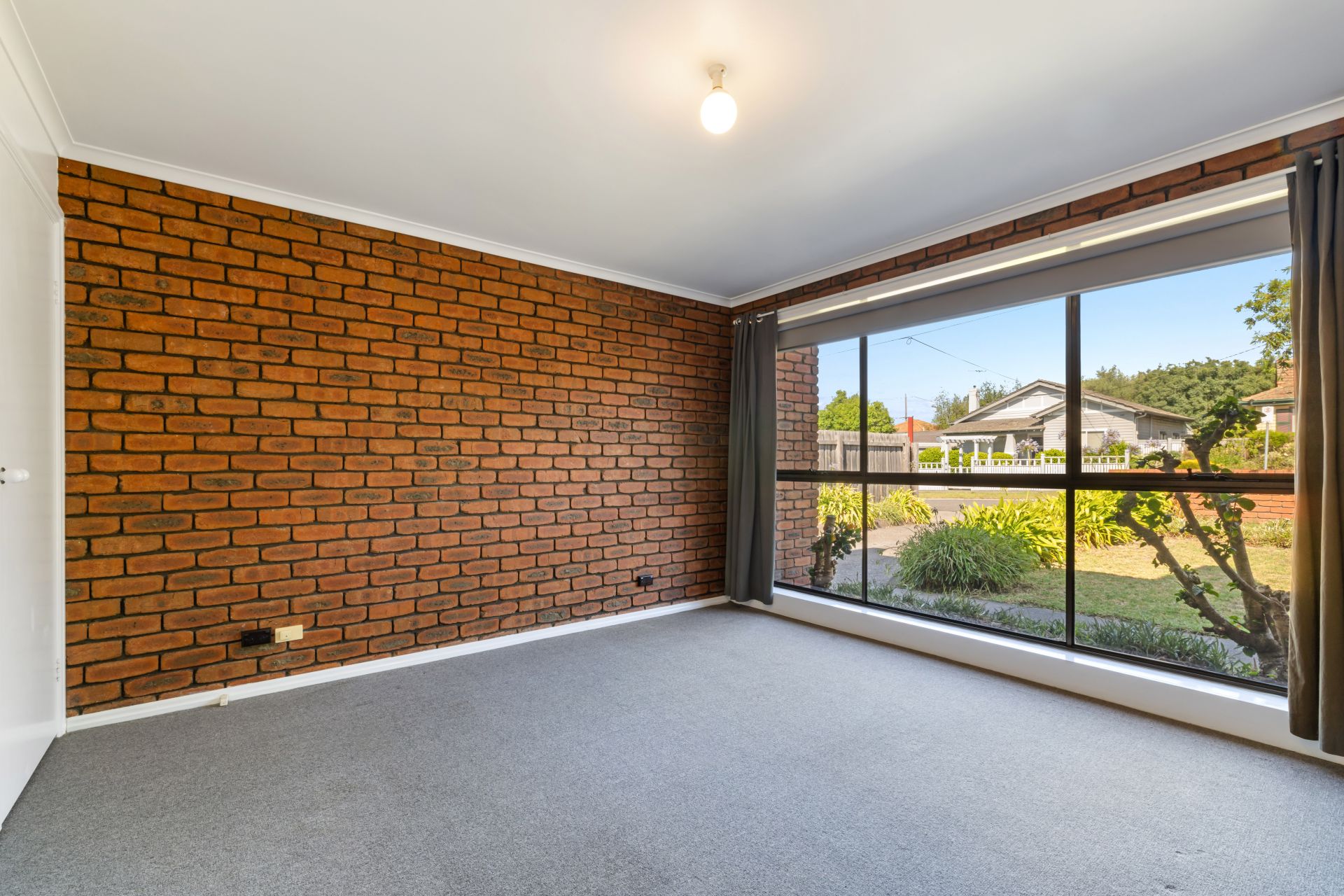 Spacious & Well-Located 2-Bedroom Unit – A Must-See!