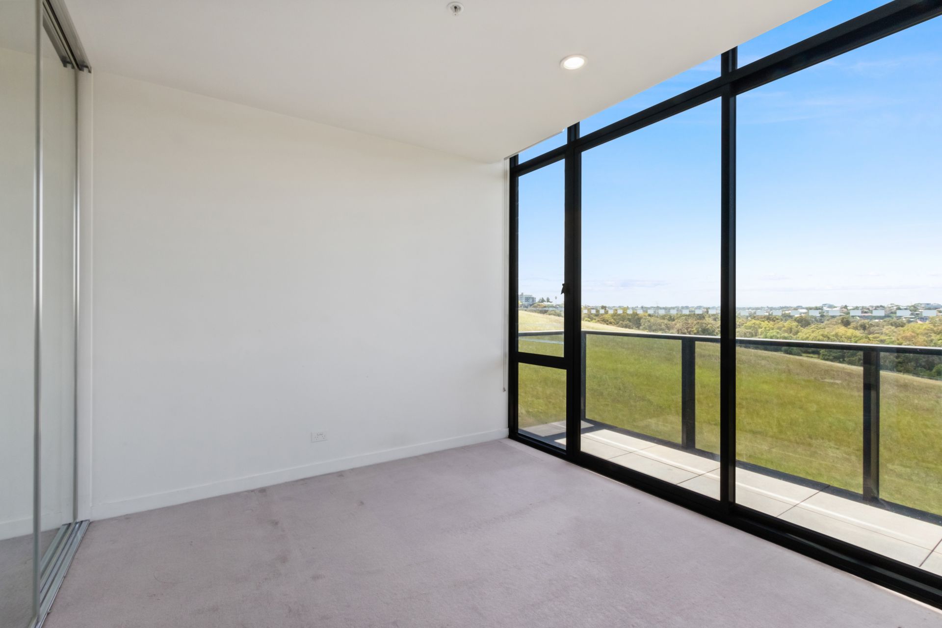 Apartment living, stone's throw from Highpoint!