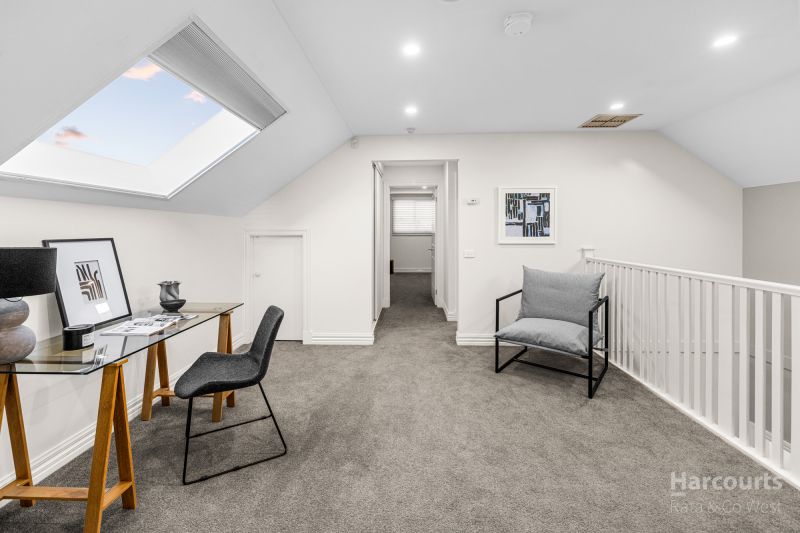 11 Macedon Close, Caroline Springs