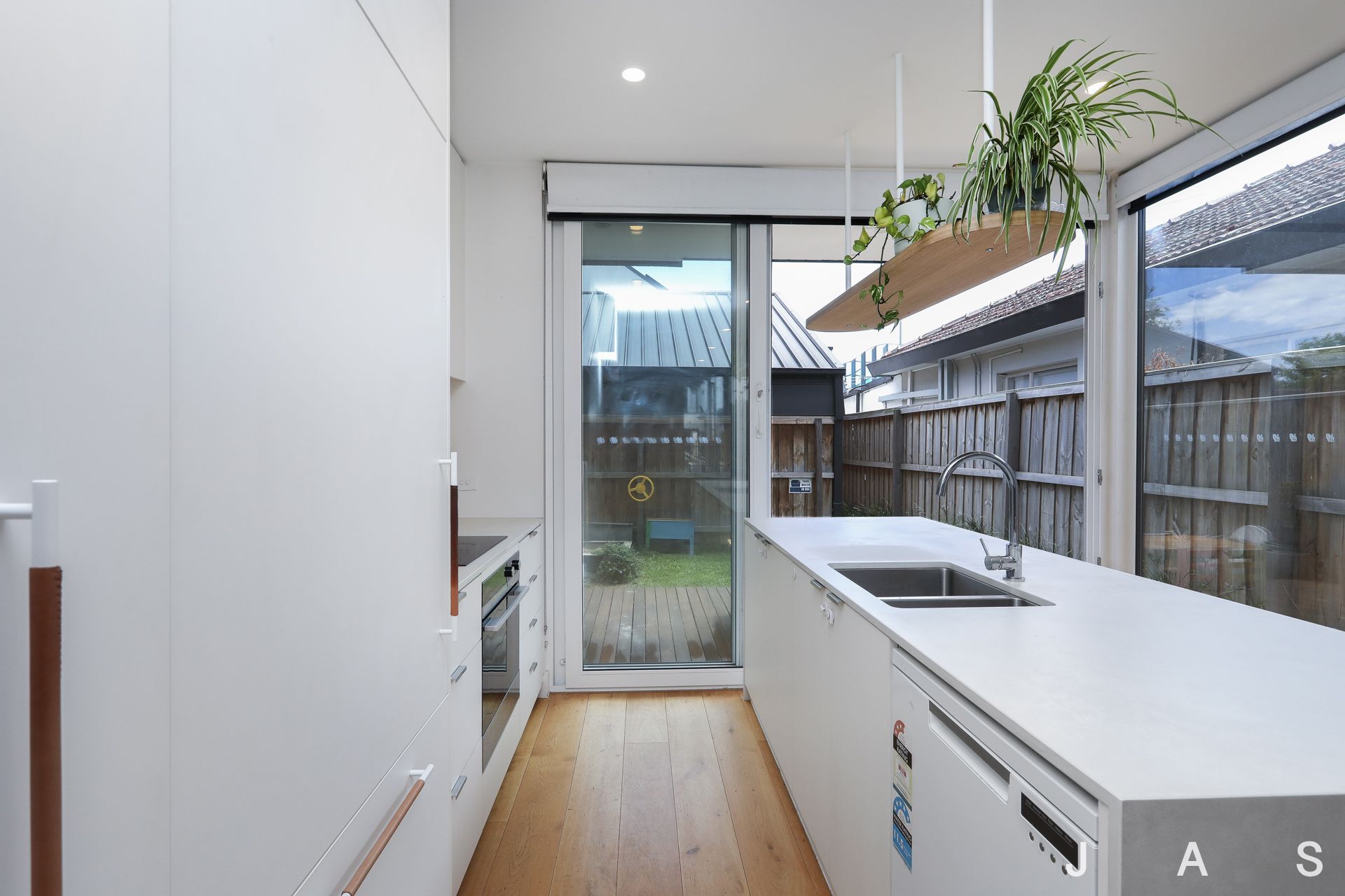 1/6 Steel Street Spotswood VIC, Spotswood - Thumbnail 6