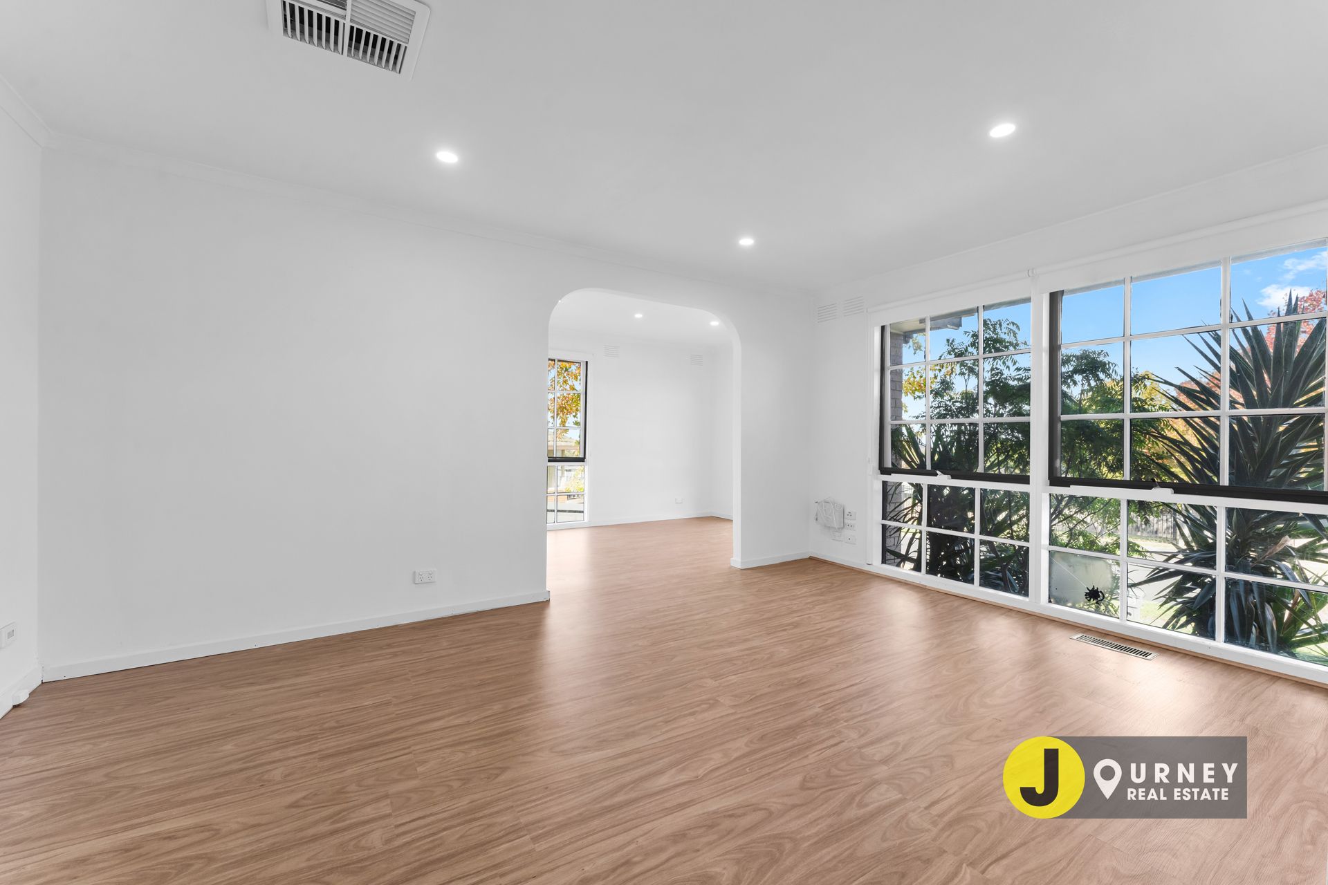 2 Dove Court, Pakenham VIC, Pakenham - Thumbnail 6