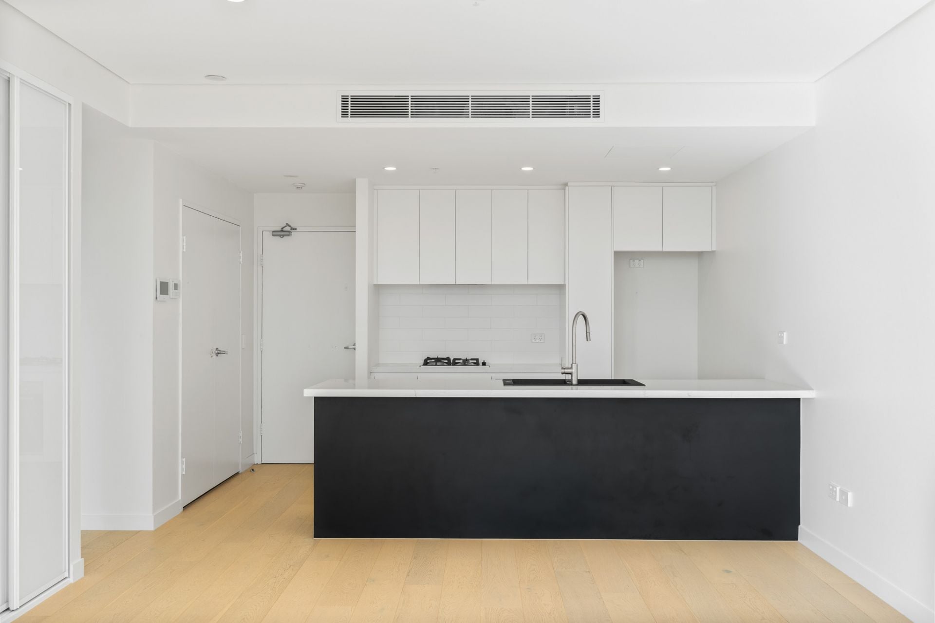 202/102 Caldarra Avenue, Engadine, Engadine - Thumbnail 4