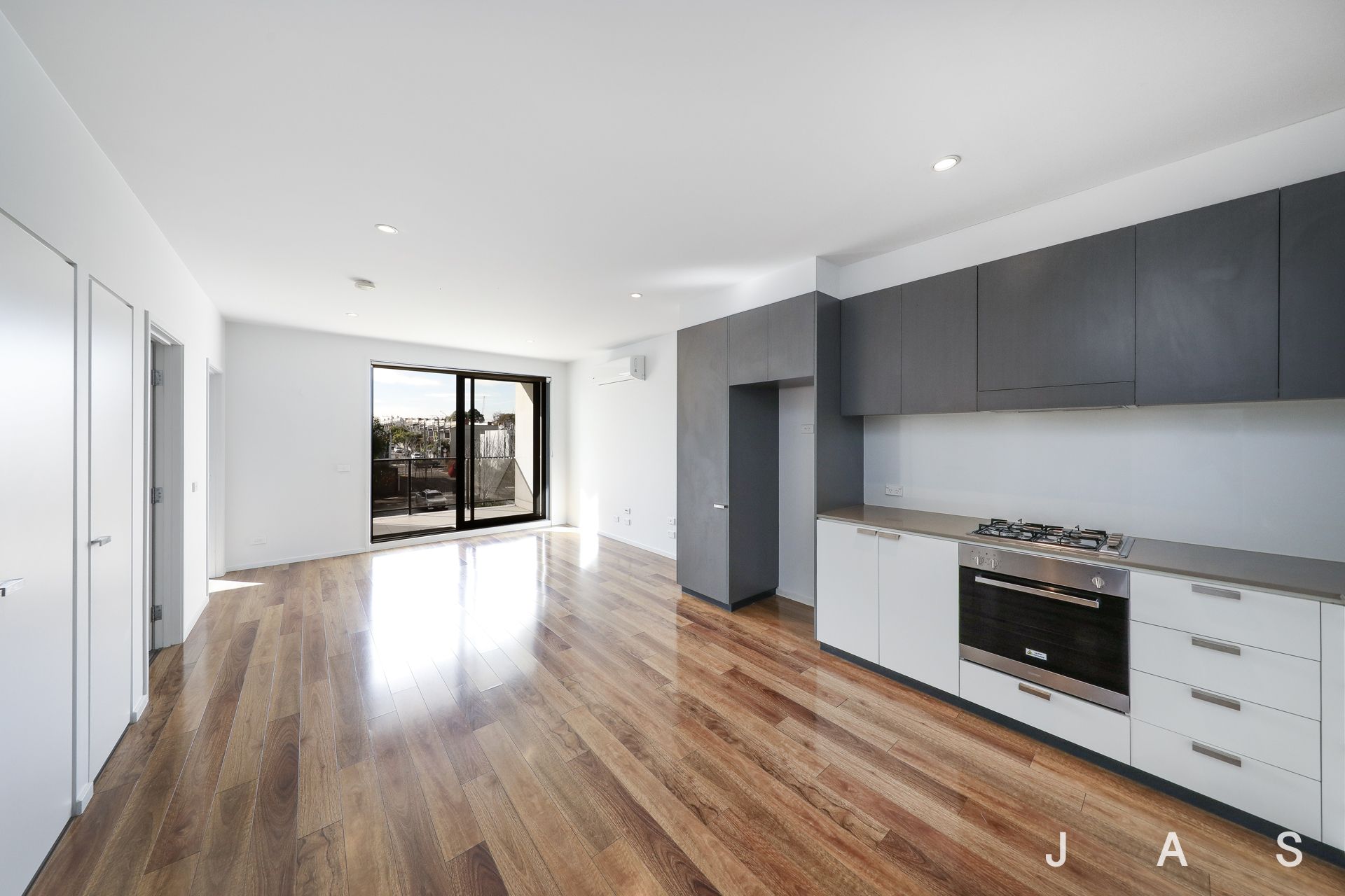 204/71 Henry Street Kensington VIC, Kensington - Thumbnail 5