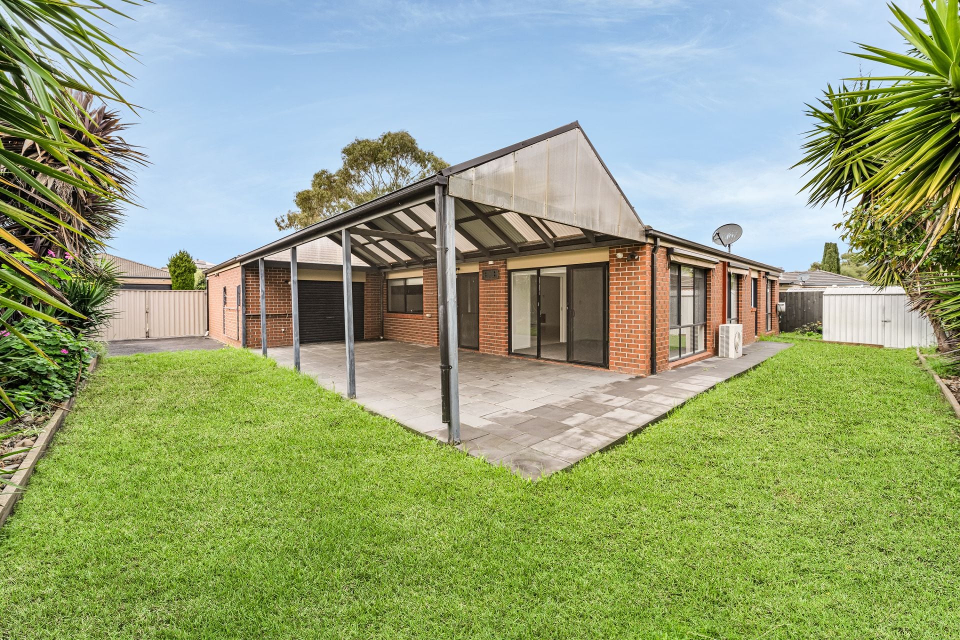4 Castlereagh Street, Carrum Downs VIC