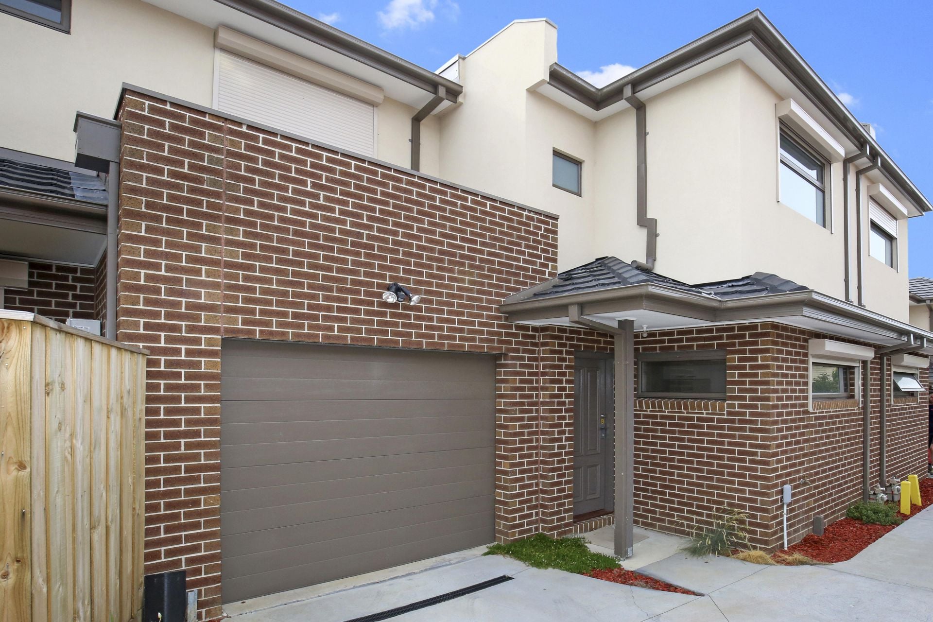 TWO BEDROOM TOWNHOUSE