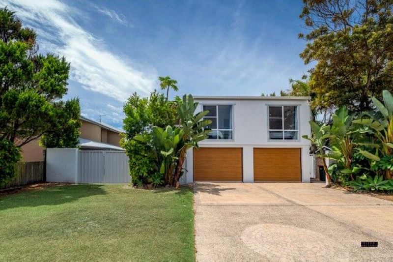 Spacious Two Storey Home with Ocean Views & Expansive Garage