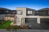35 Darwinia Avenue, Clyde VIC