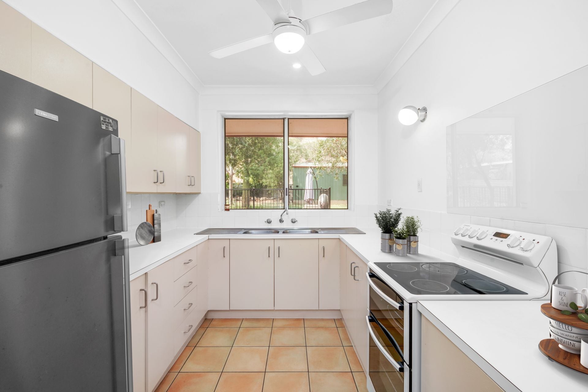 14 Woods Terrace Braitling NT, Braitling - Thumbnail 5