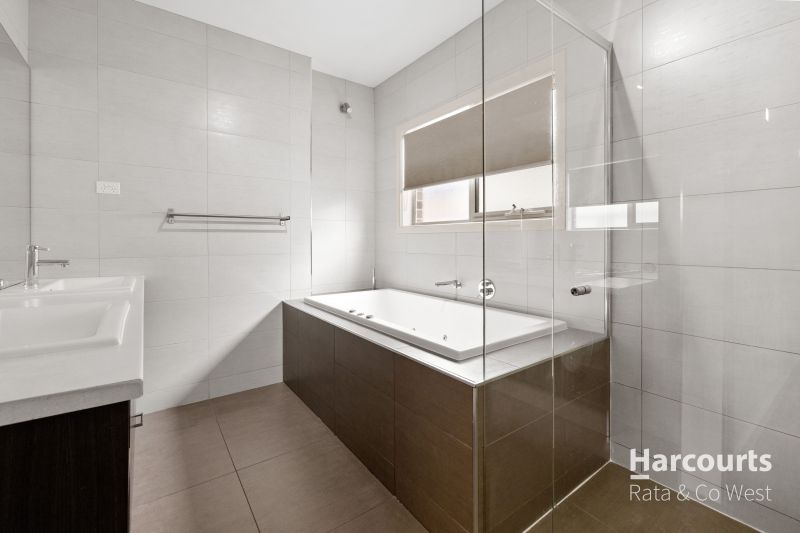 2 Yellowgum Street, Burnside Heights