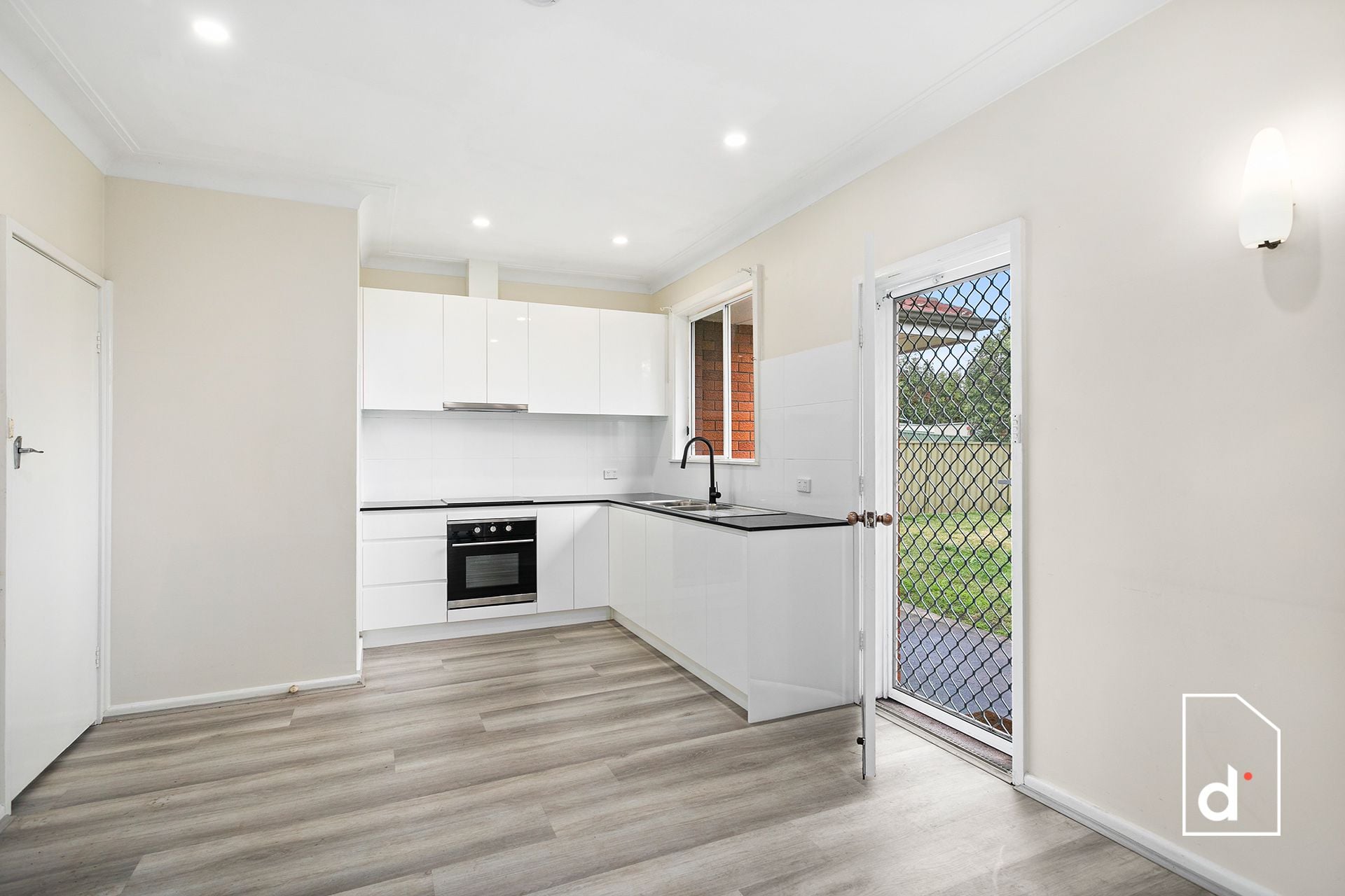 15 Kalang Avenue, Kanahooka NSW