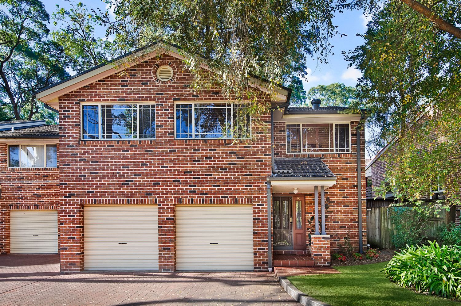 16/17-25 Denman Parade, Normanhurst, Normanhurst - Thumbnail 2
