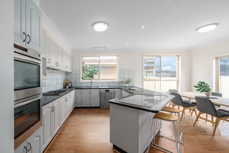 27 Woolnough Drive, Mill Park
