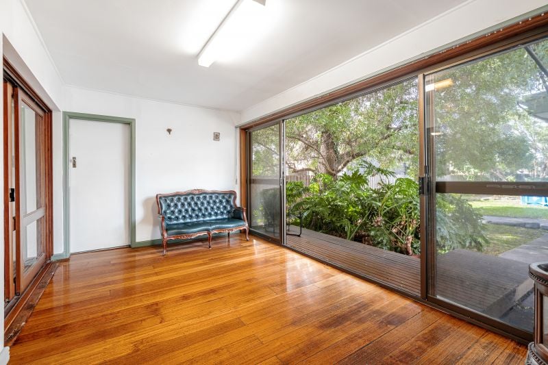 37 Macartney Street, Reservoir