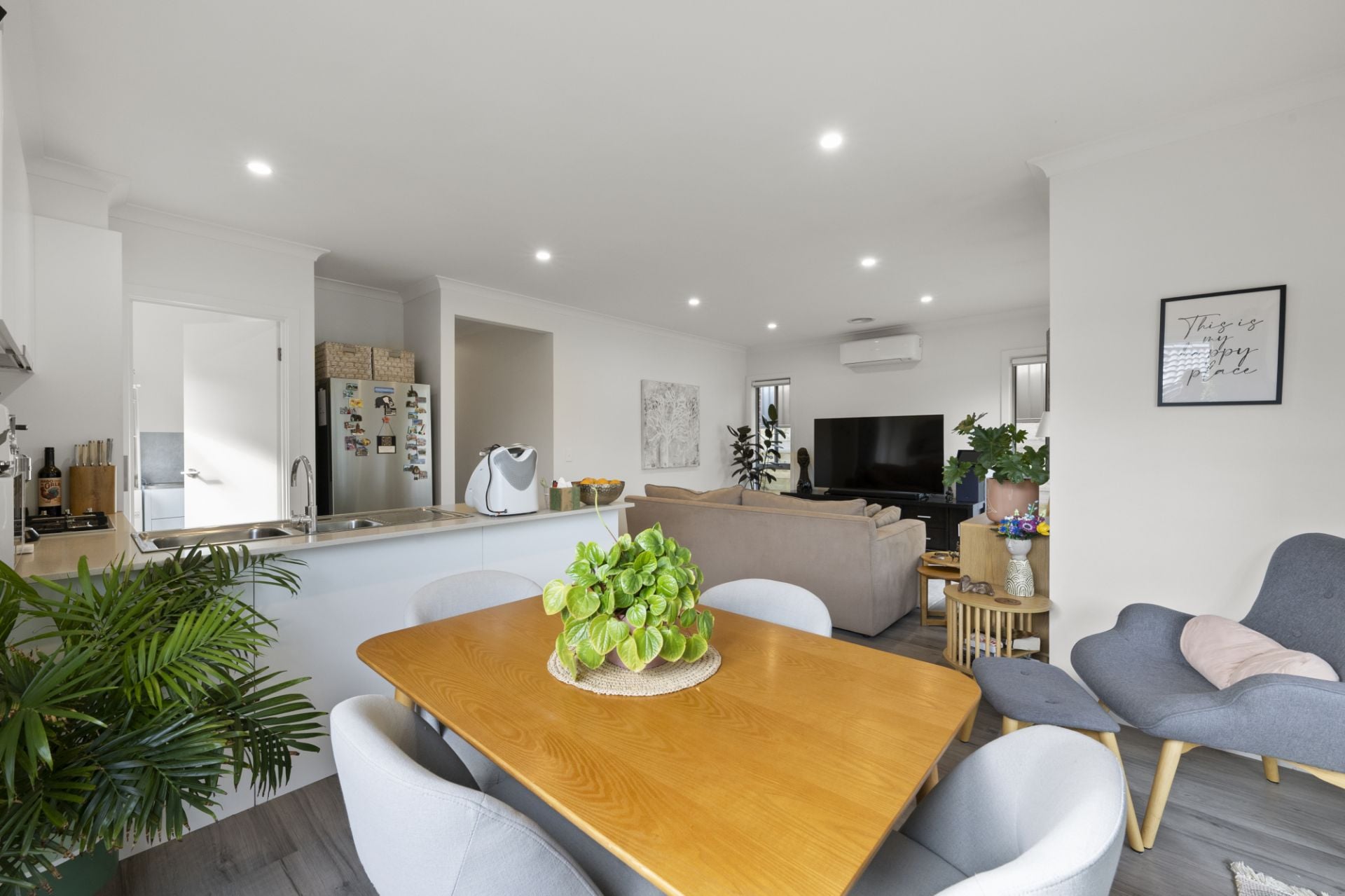 9 Riverside Place, Under Offer, Under Offer - Thumbnail 6