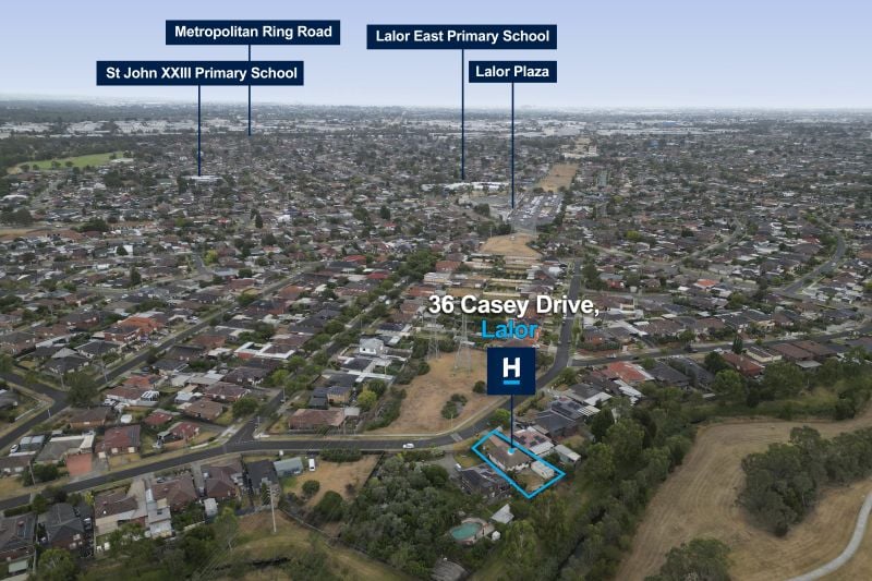 36 Casey Drive, Lalor