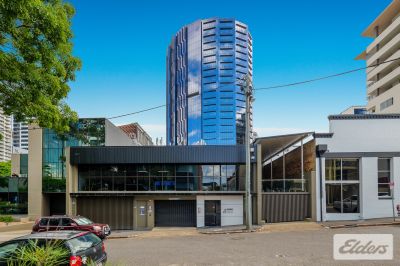 FULLY FITTED SPRING HILL OFFICE - 6 ONSITE CAR PARKS
