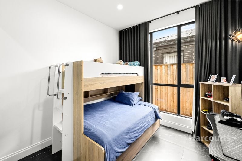 23 Shadow Street, Deanside