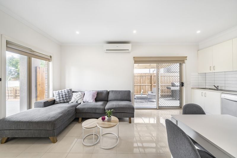 1/6 Dickens Street, Lalor