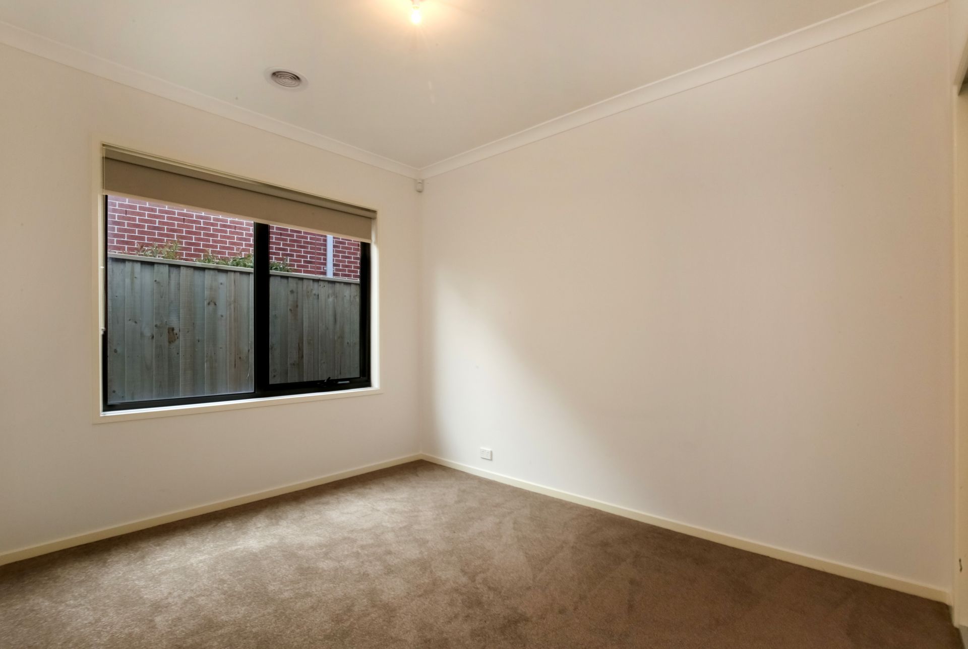 LOVELY LARGE FAMILY HOME