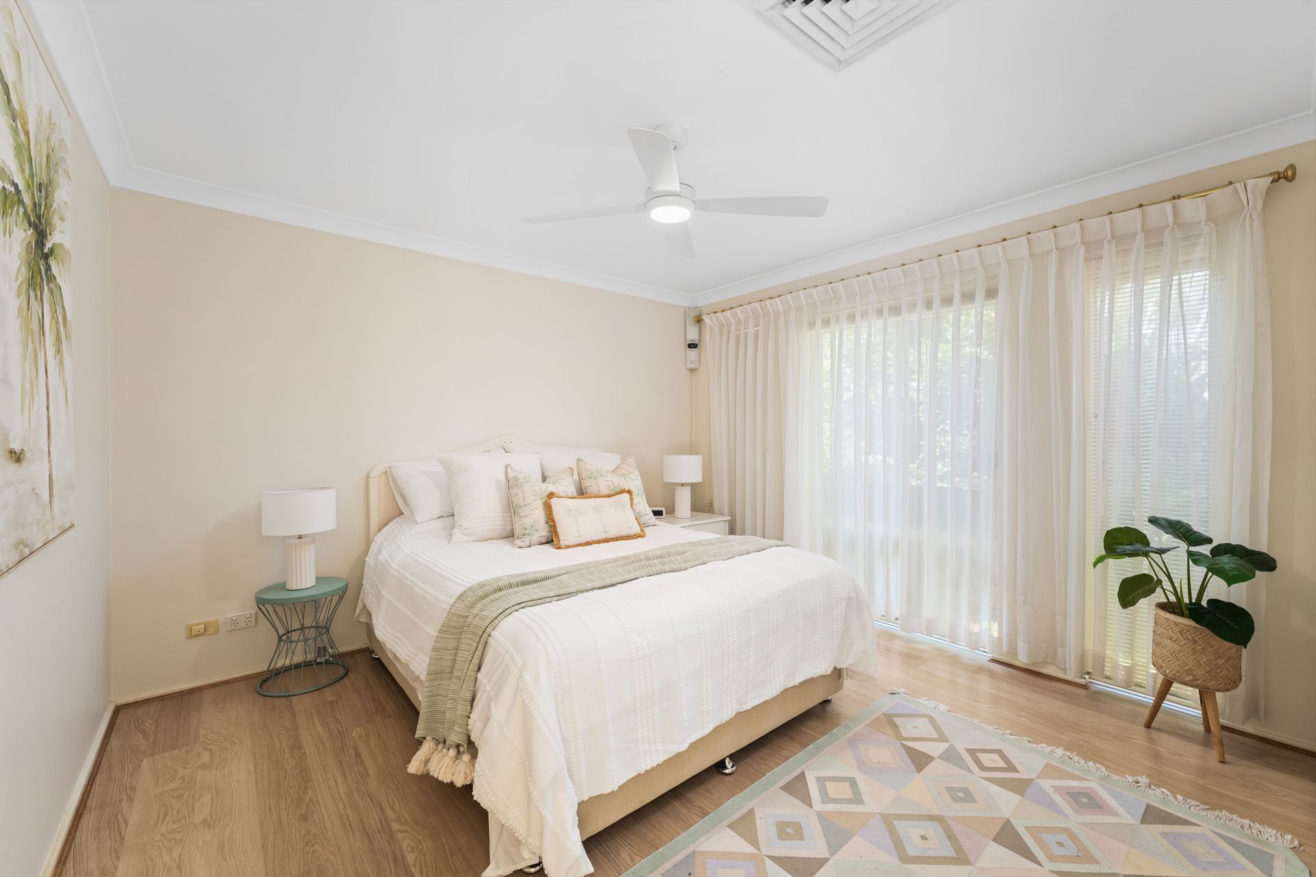 2 Stewart Brougham Close, Lisarow, Lisarow - Thumbnail 8
